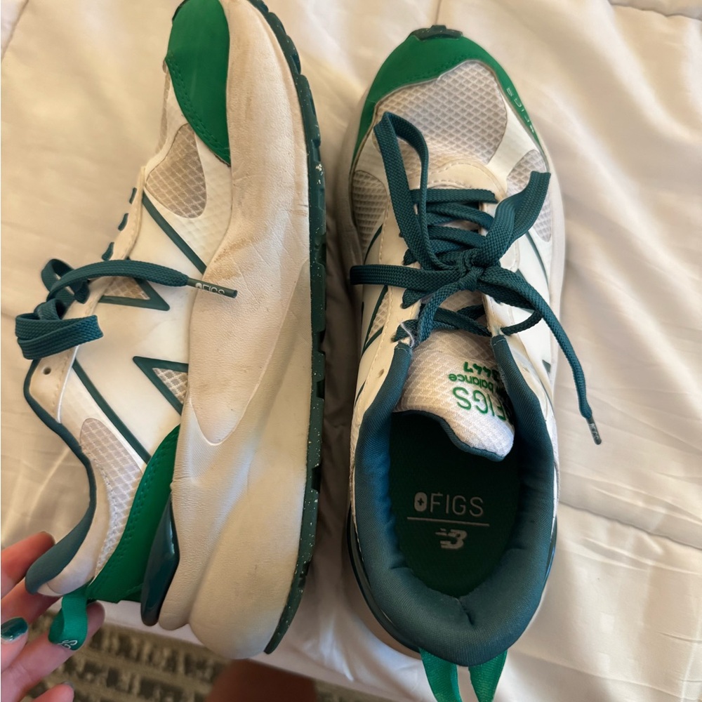 New Balance White and Green Athletic Shoes